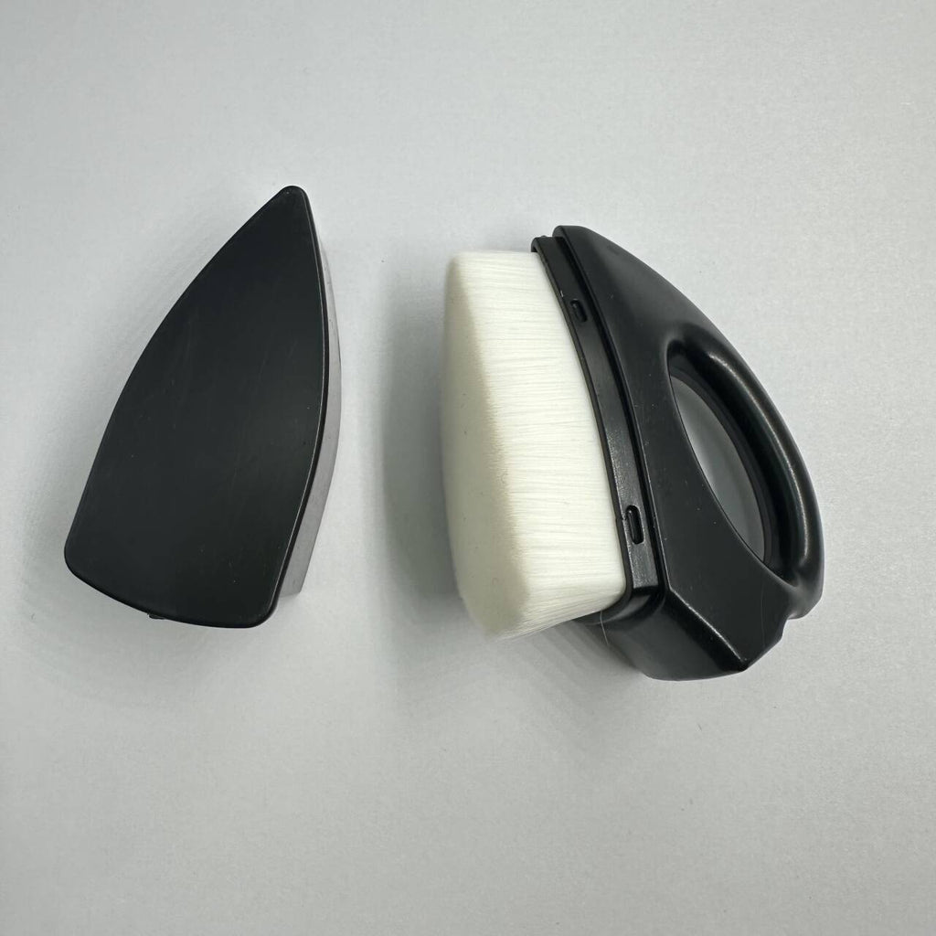 Makeup Brush Dust-Proof Bag, Portable Flat-Head Beauty Tool, Makeup Setting and Cleaning Box, Small Iron, Foundation Brush