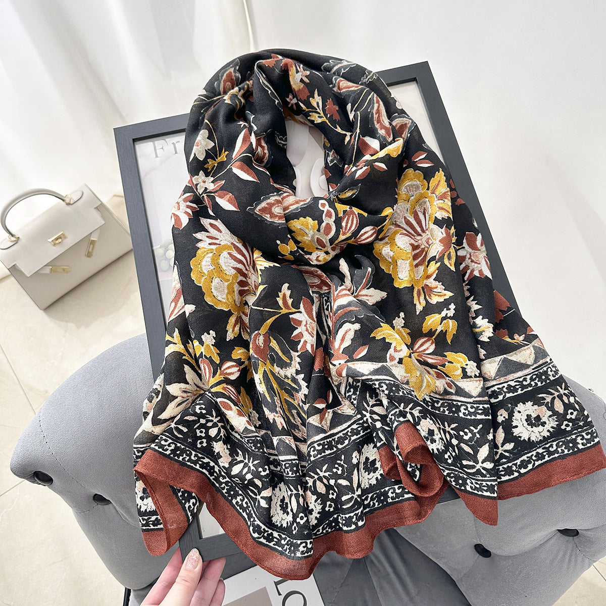 Cross-border Cotton and Linen Scarf Women's Japanese and Korean High-end Fashion Scarf Spring and Summer Sunscreen Warm Shawl Simple Scarf