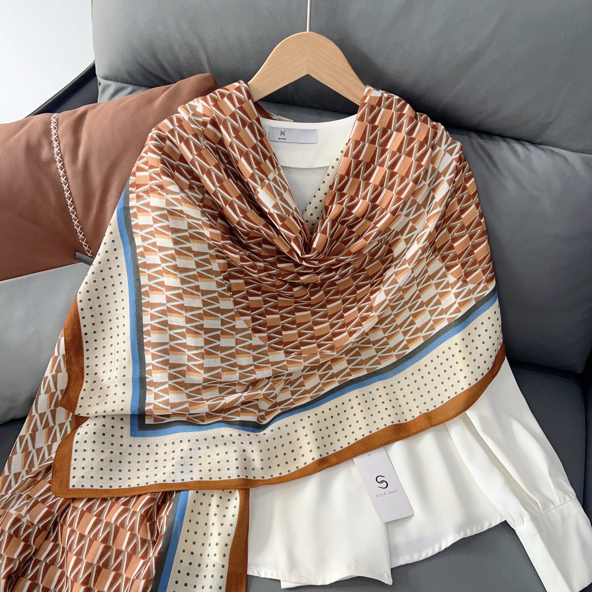 Cross-border Cotton and Linen Scarf Women's Japanese and Korean High-end Fashion Scarf Spring and Summer Sunscreen Warm Shawl Simple Scarf