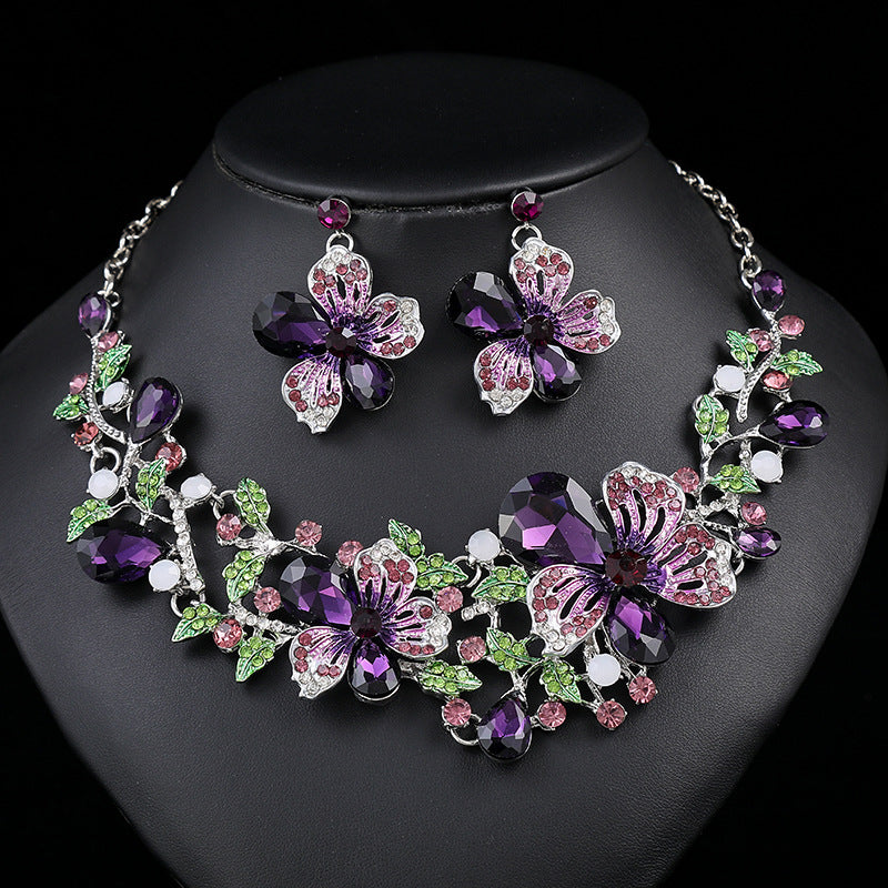 European and American Accessories Exaggerated Retro Necklace Set Women's Luxury Crystal Banquet Dress Accessories Clavicle Chain